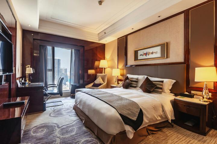 Room 14 of 49