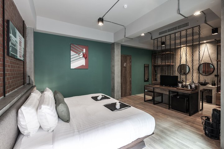 Room 18 of 70