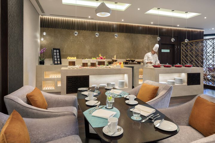 Dining 106 of 194