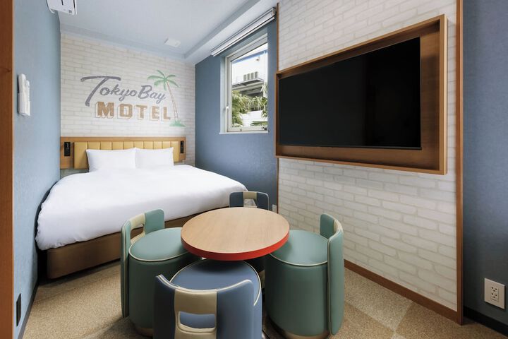Room 21 of 42