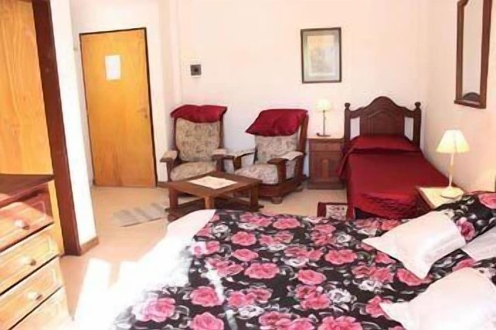 Room 25 of 126