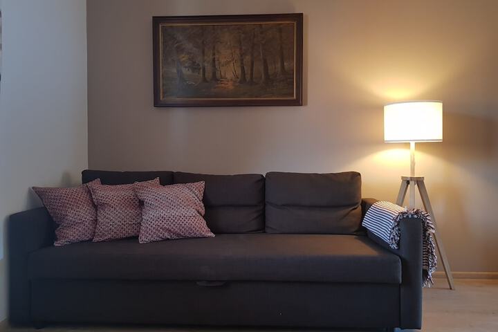 Room 16 of 100