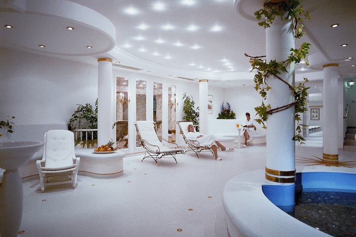 Spa 51 of 128