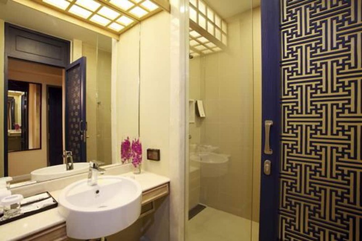 Bath Amenities