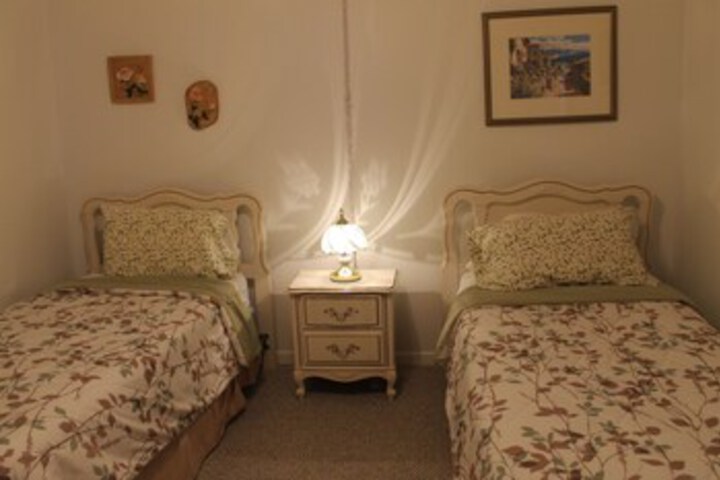 Room 35 of 36