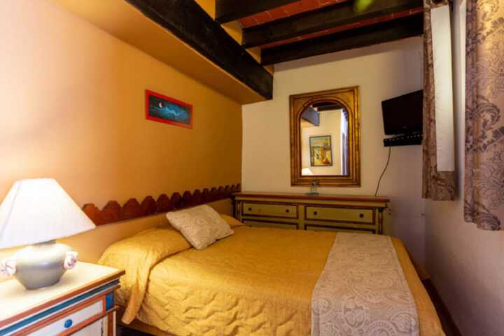 Room 21 of 73