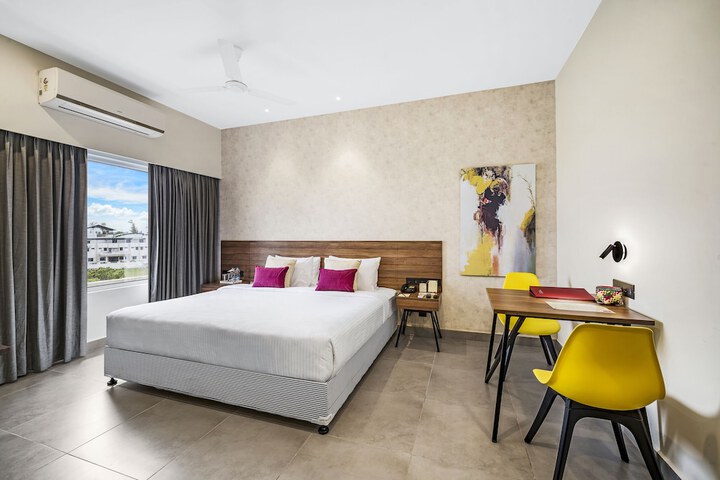 Room 10 of 22