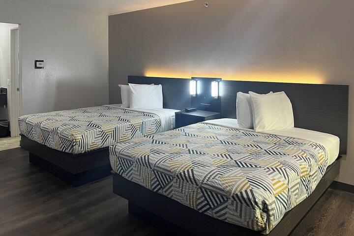 Room 8 of 51