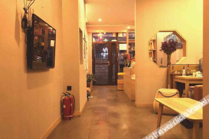 Hotel Interior 5 of 12
