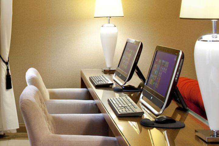 Guest Lobby