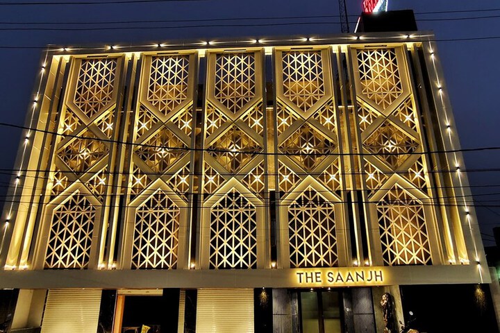 Hotel 33 of 33