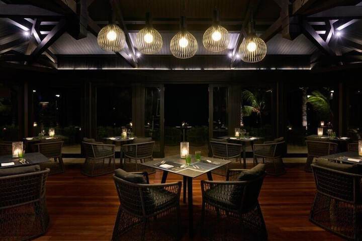 Dining 134 of 341
