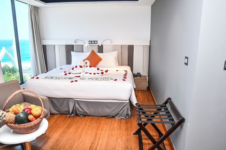 Room 29 of 54