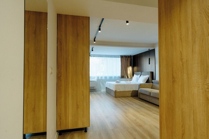 Room 21 of 50