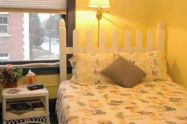 Room 5 of 28
