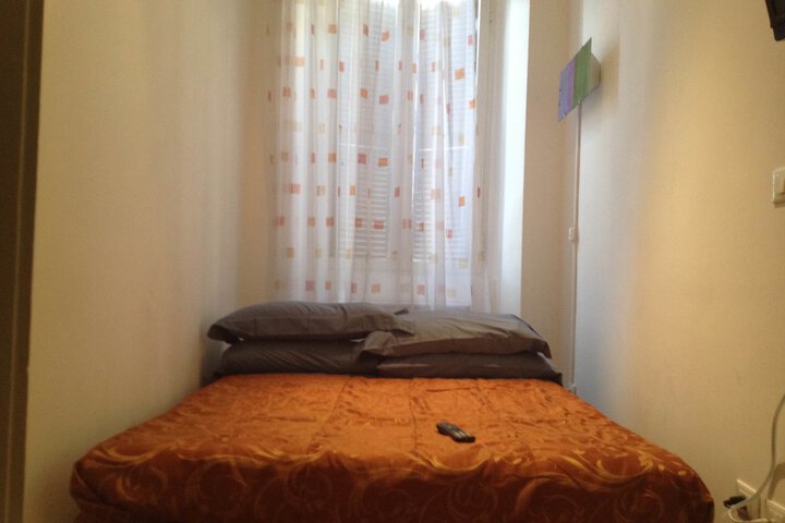 Room 3 of 22