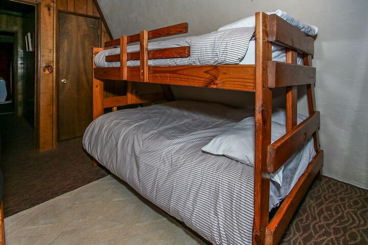 Room 8 of 28