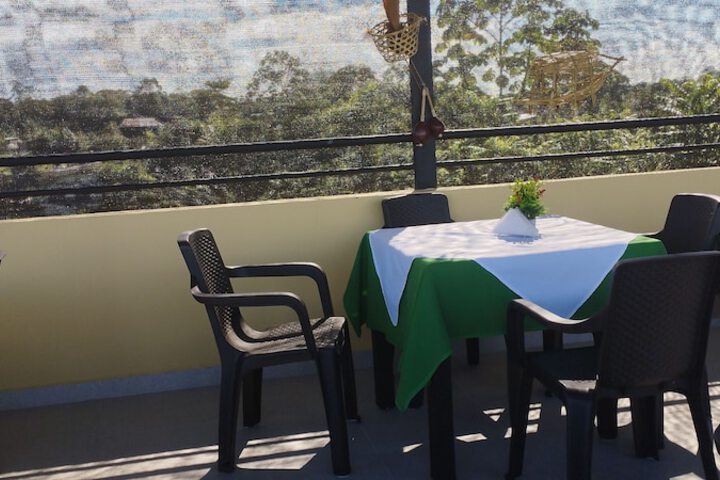 Dining 6 of 29