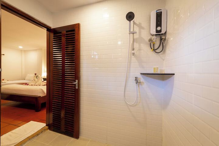Room 34 of 75