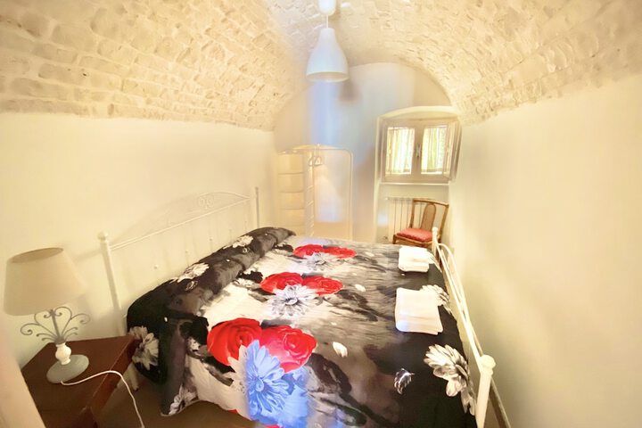Room 93 of 122