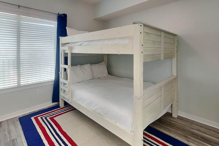 Room 7 of 85