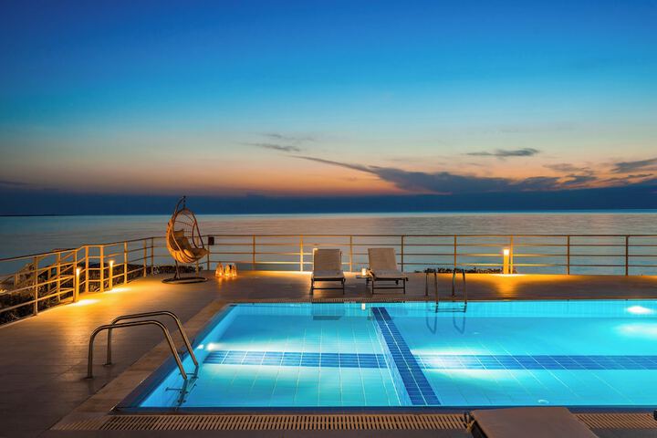 Pool 22 of 29