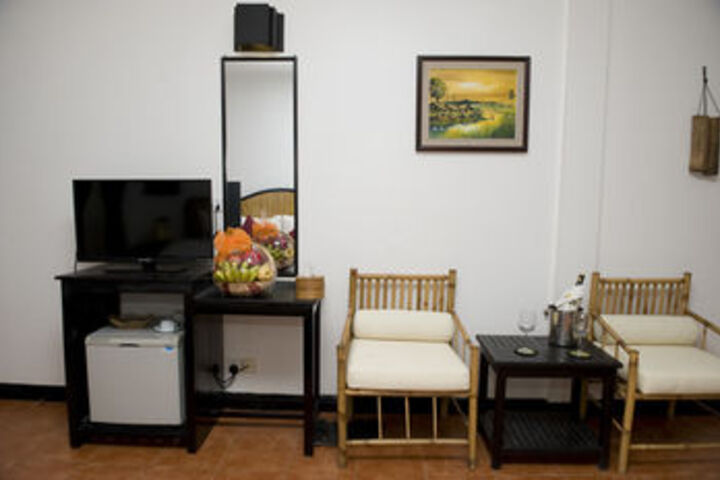 Room 49 of 75
