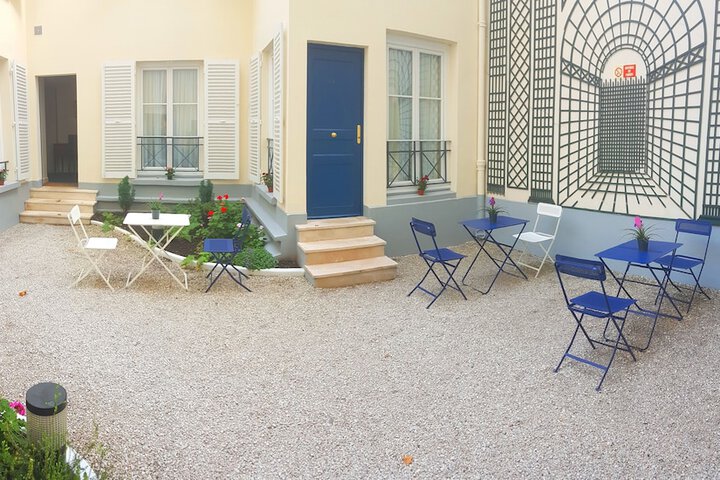 Terrace/Patio 34 of 38