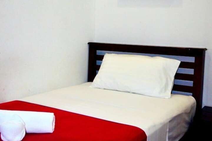 Room 8 of 71