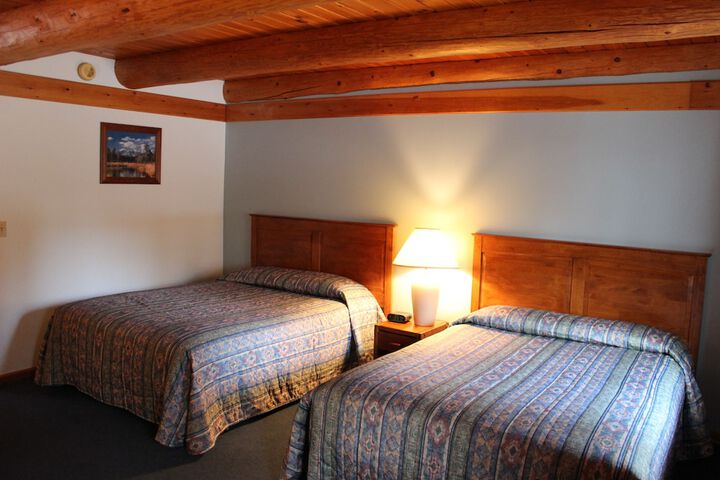 Log Deluxe 2 Queen Beds Balcony (8 of 36)