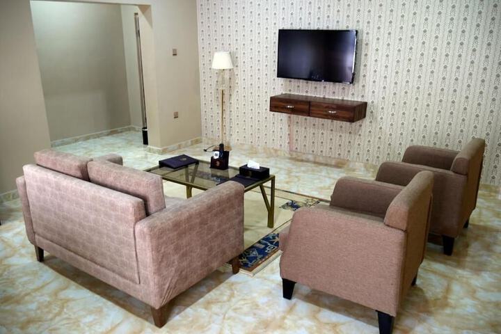 Room 16 of 41