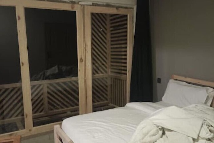 Room 3 of 15