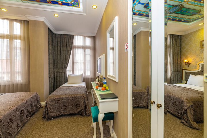 Room 29 of 87