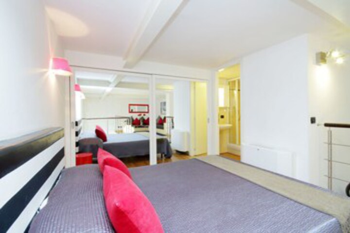 Room 36 of 52