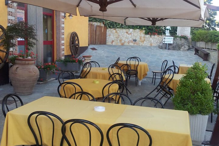 Terrace/Patio 11 of 53