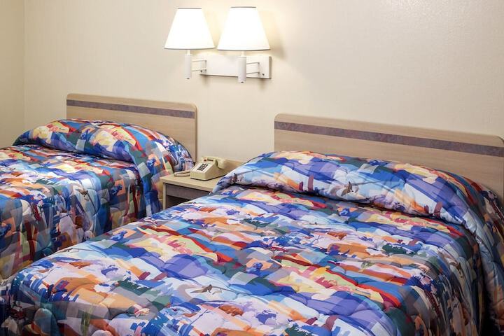 Room 15 of 44