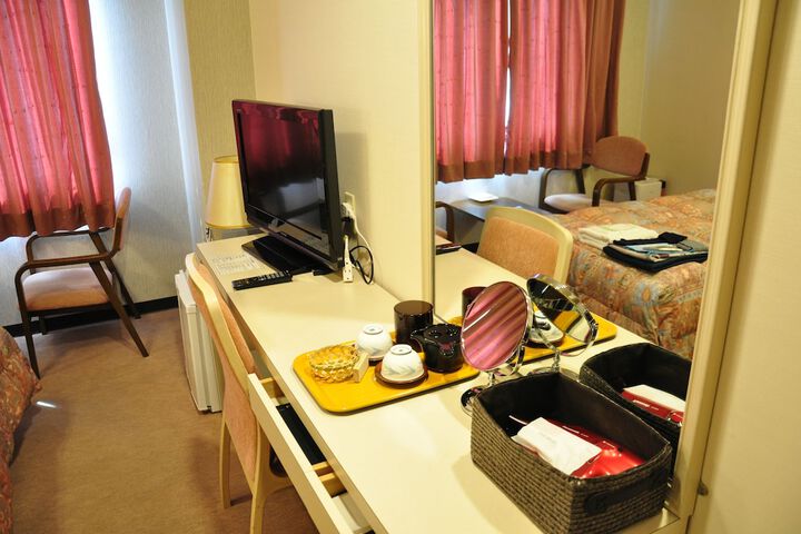 Room 9 of 51