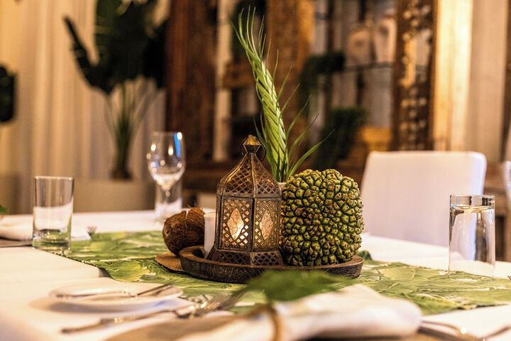 Dining 36 of 71