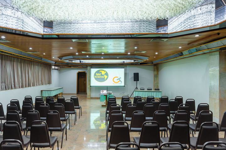 Ballroom/Hall 68 of 78