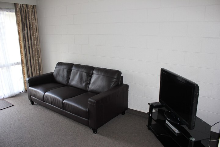 Room 15 of 112