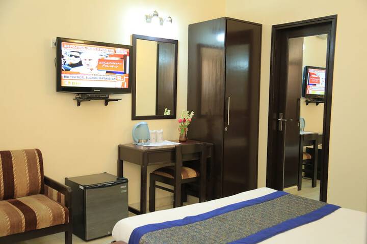 Room 49 of 68
