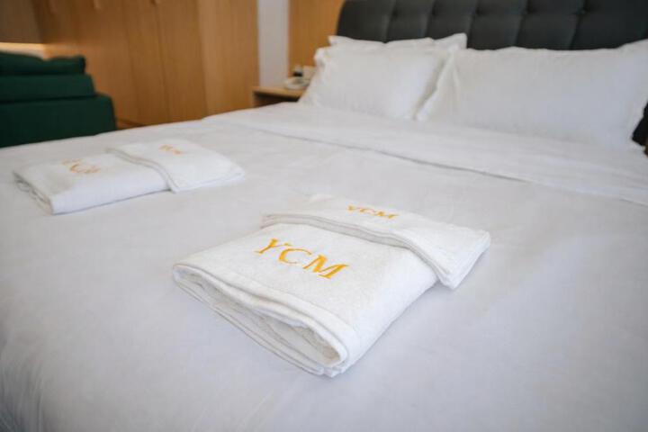 General 2 of 17
