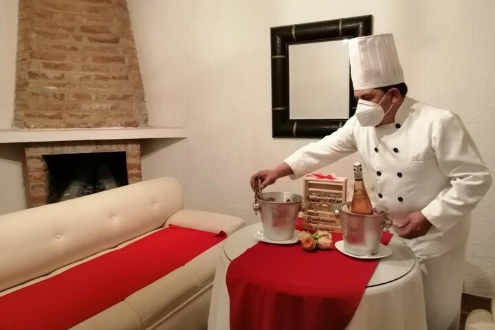 Dining 67 of 86