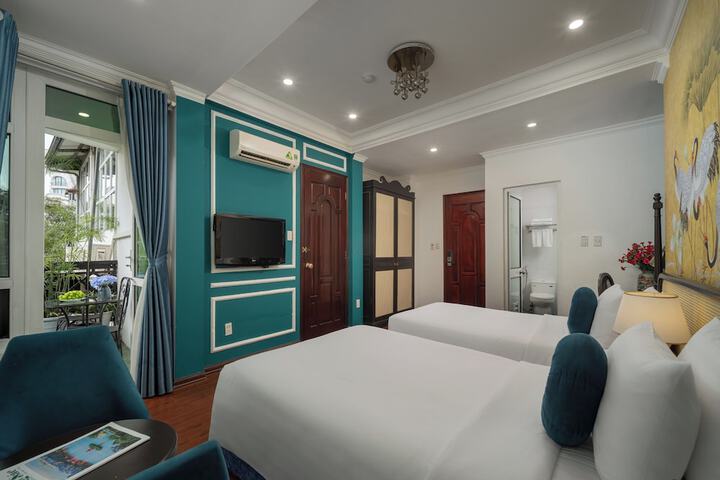Room 29 of 64