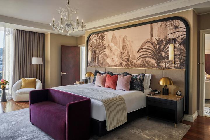 Room 19 of 160