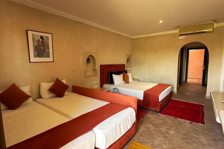 Room 20 of 76