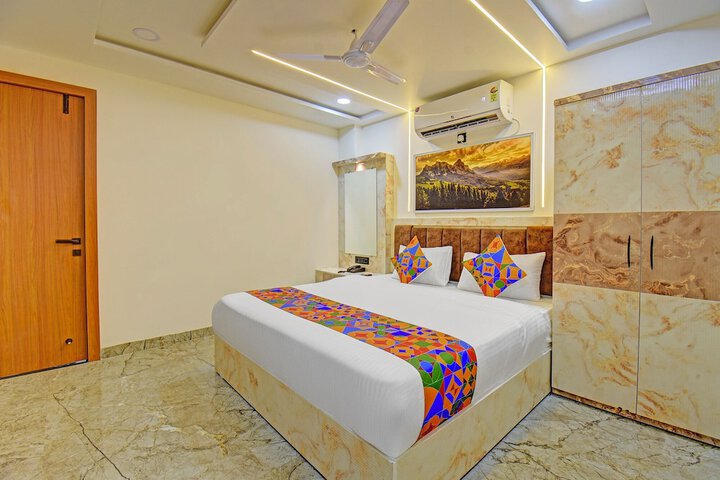 Room 20 of 32