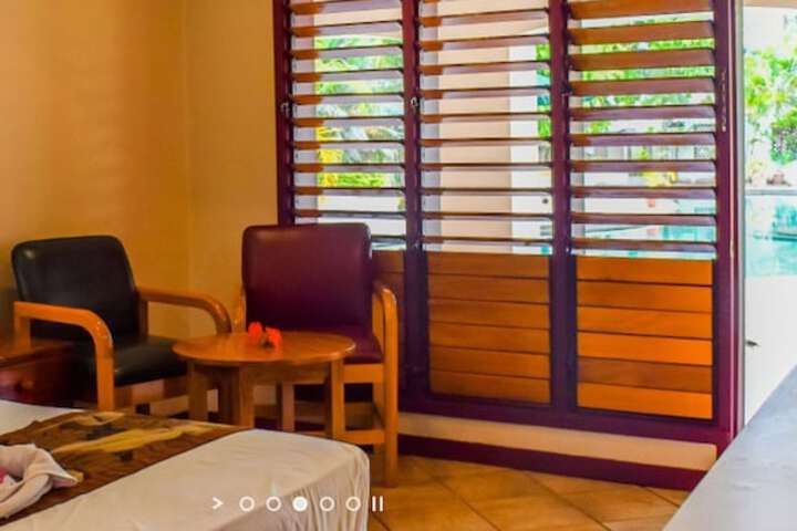 Room 28 of 47