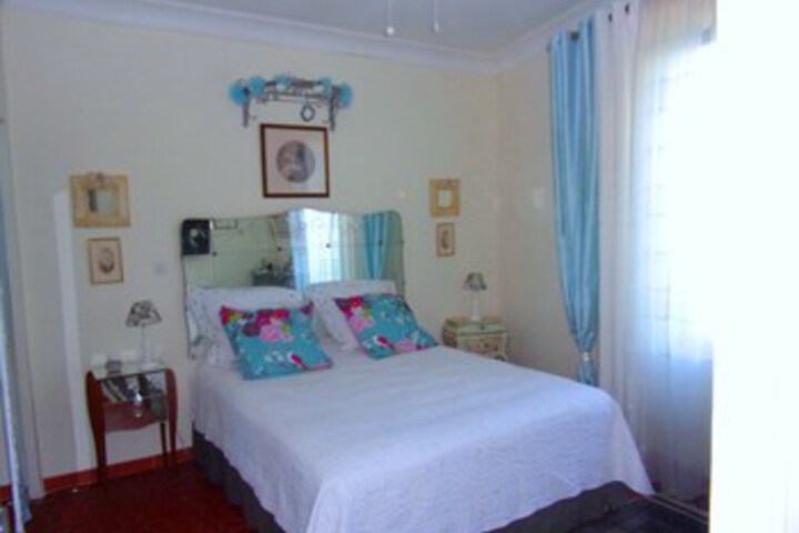 Room 35 of 40