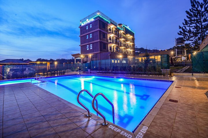 Pool 16 of 41